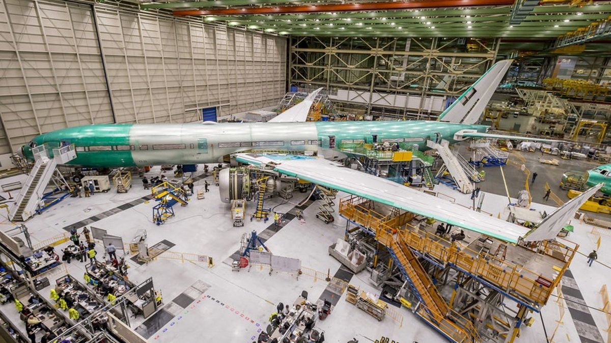 MAXy vzbudily nedůvěru v nový Boeing 777X. Na nebe si pár let počká